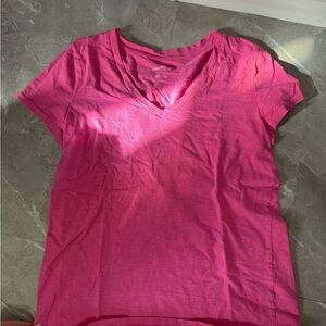 Universal Thread Bright Pink V-Neck Tee